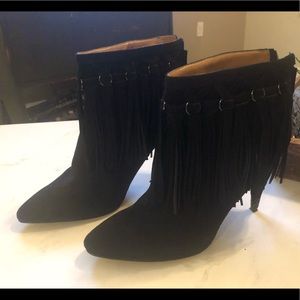 Nine West suede fringe booties